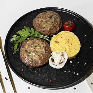 Тарты из говядины с грибным жульеном и картофельным пюре Testo Myaso